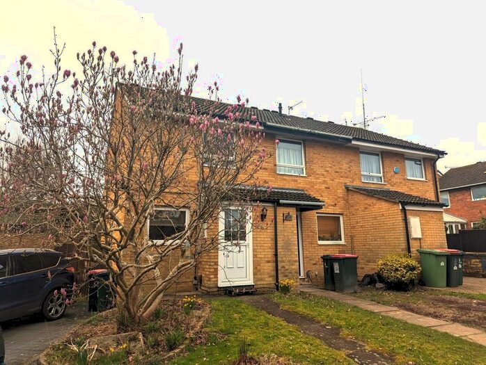 2 Bedroom Semi-Detached House To Rent In Stace Way, Worth, Crawley, RH10