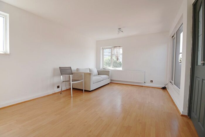 1 Bedroom Flat To Rent In Compass Court, Coventry, CV1