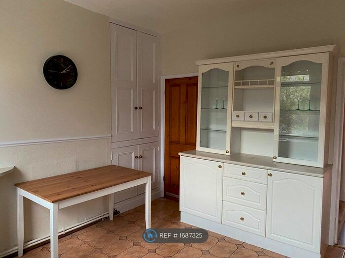 3 Bedroom Terraced House To Rent In Taplin Road, Sheffield, S6