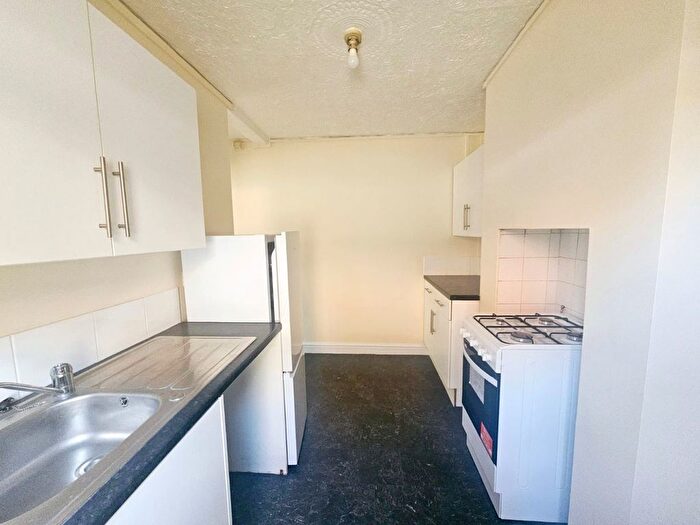 1 Bedroom Flat To Rent In Wilton Avenue, Southampton, SO15