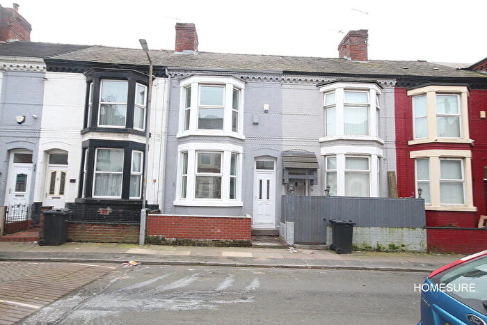 3 Bedroom Terraced House To Rent In Antonio Street, Bootle, L20