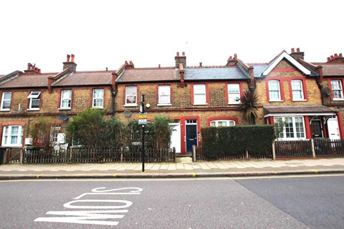 3 Bedroom Terraced House For Sale In Lordship Lane, Bruce Grove, London, N17