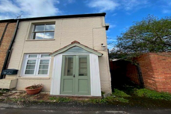 2 Bedroom End Of Terrace House To Rent In Hamwood, Taunton, TA1