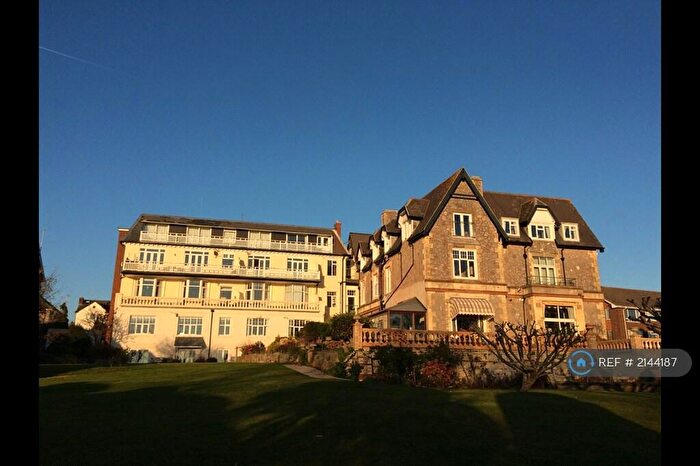 2 Bedroom Flat To Rent In Maer Bay Court, Exmouth, EX8
