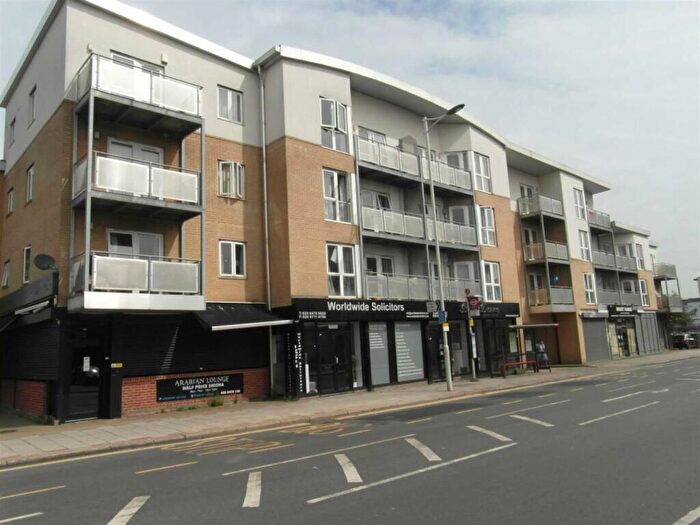 1 Bedroom Flat To Rent In High Road, Ilford, IG1