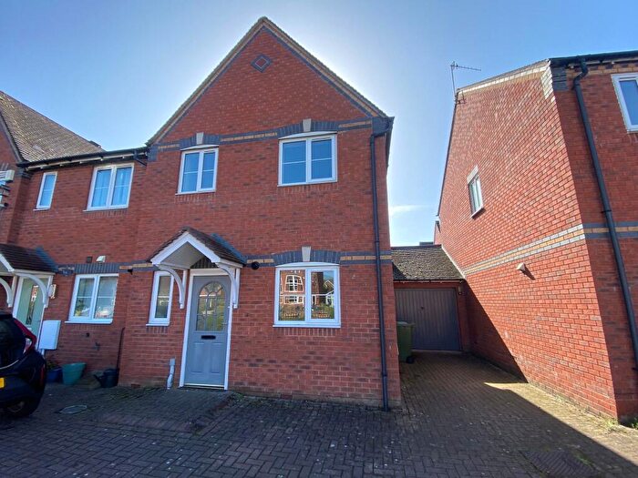 3 Bedroom House To Rent In Waterside Grange, Kidderminster, DY10