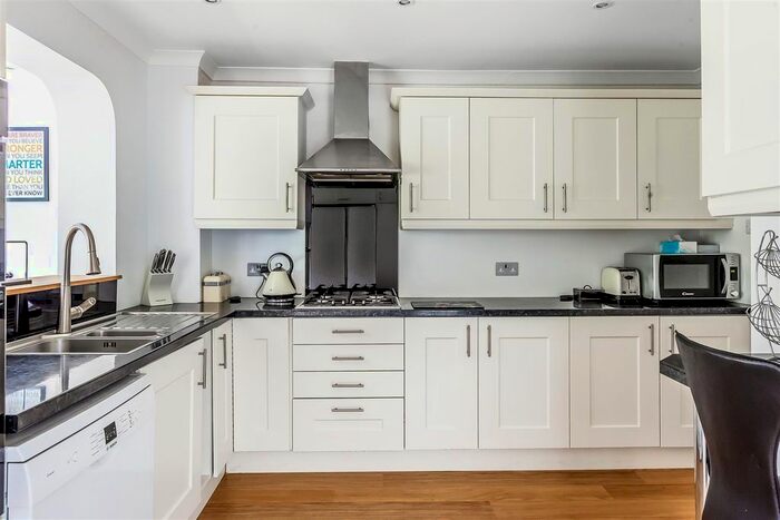 4 Bedroom Detached House For Sale In Oldfield Gardens, Ashtead, KT21