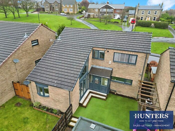 3 Bedroom Detached House For Sale In High Croft, Washington, NE37