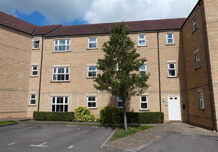 2 Bedroom Apartment For Sale In Nuthatch Road, Calne, Wiltshire, SN11