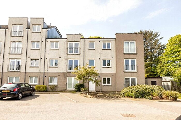 2 Bedroom Flat To Rent In Cairnfield Place, Bucksburn, Aberdeen, AB21