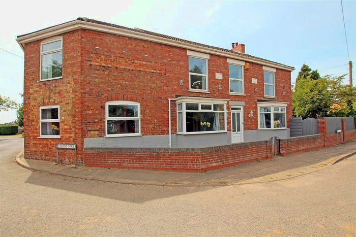 4 Bedroom Detached House For Sale In Main Street, Gedney Dyke, Spalding, PE12