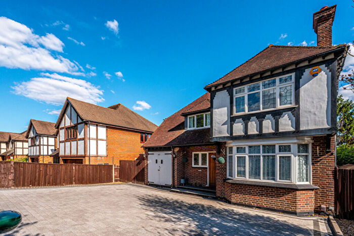 4 Bedroom Detached House For Sale In Westmoreland Road, Shortlands, Bromley, BR2