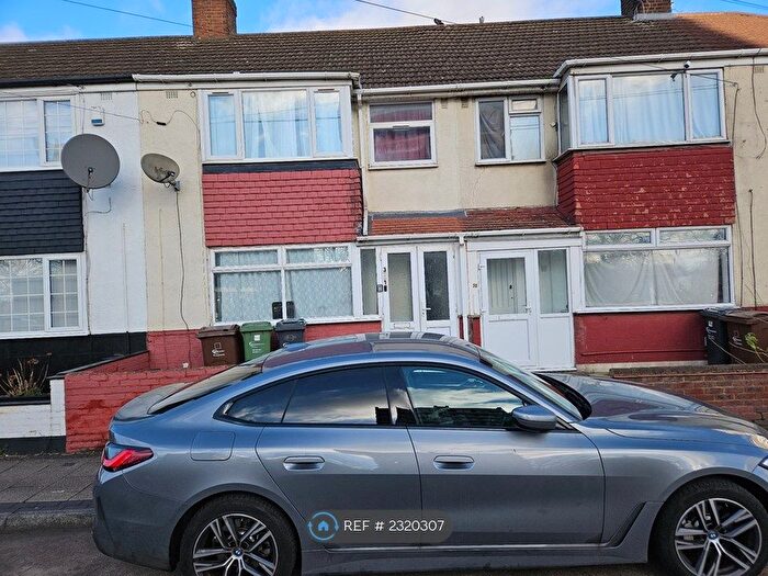 3 Bedroom Terraced House To Rent In New Road, Dagenham, RM10