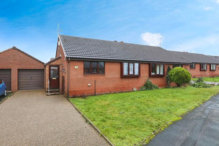 2 Bedroom Semi-Detached Bungalow For Sale In Redforde Park Drive, Retford, DN22