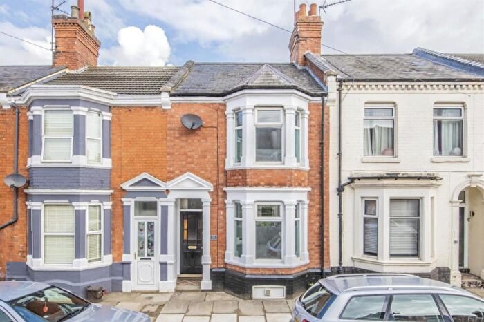 3 Bedroom Terraced House To Rent In Derby Road, Abington, Northampton, NN1
