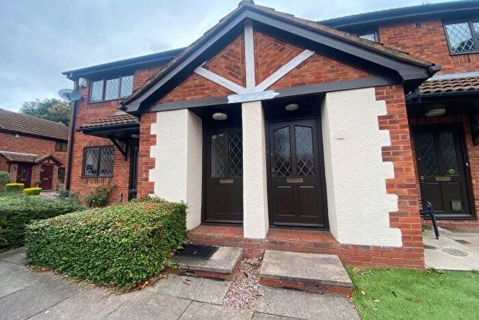 1 Bedroom Flat To Rent In Waterside Close, Birmingham, B24