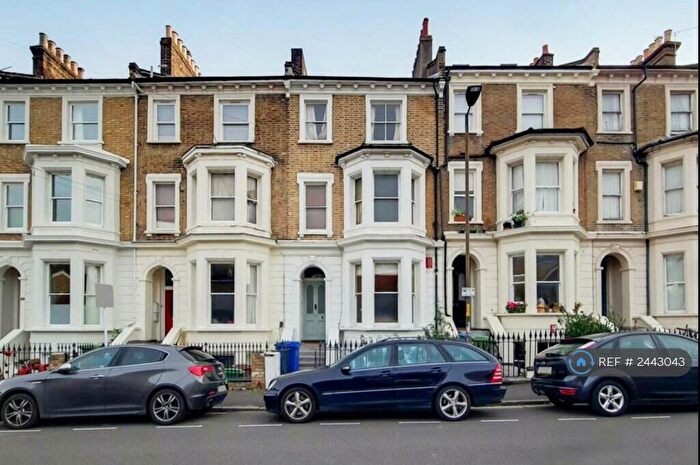1 Bedroom Flat To Rent In Dagmar Road, London, SE5