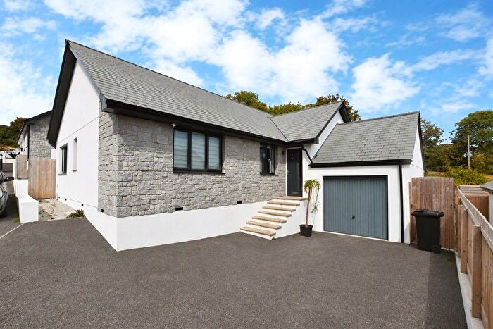 3 Bedroom Bungalow For Sale In Murtons Terrace, Lanner, Redruth, Cornwall, TR16