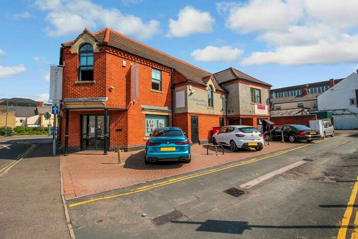 1 Bedroom Apartment To Rent In Catherine Street, Town Centre, Swindon, SN1