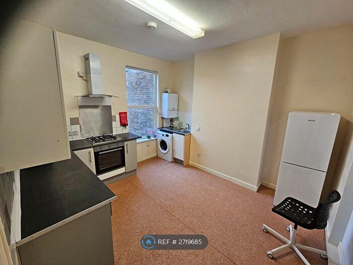 3 Bedroom Maisonette To Rent In Ethelbert Rd, Kent, CT9