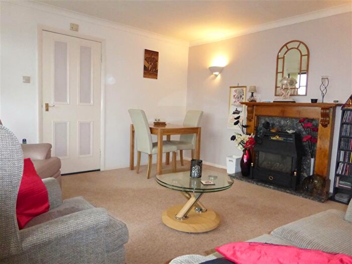 2 Bedroom Bungalow To Rent In Church Lane, Litton, Buxton, SK17