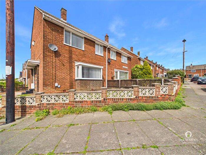 3 Bedroom Semi-Detached House To Rent In Abbey Drive, Houghton Le Spring, Tyne And Wear, DH4