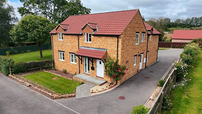 4 Bedroom Detached House For Sale In Shells Lane, Shepton Beauchamp - Viewing Advised, TA19