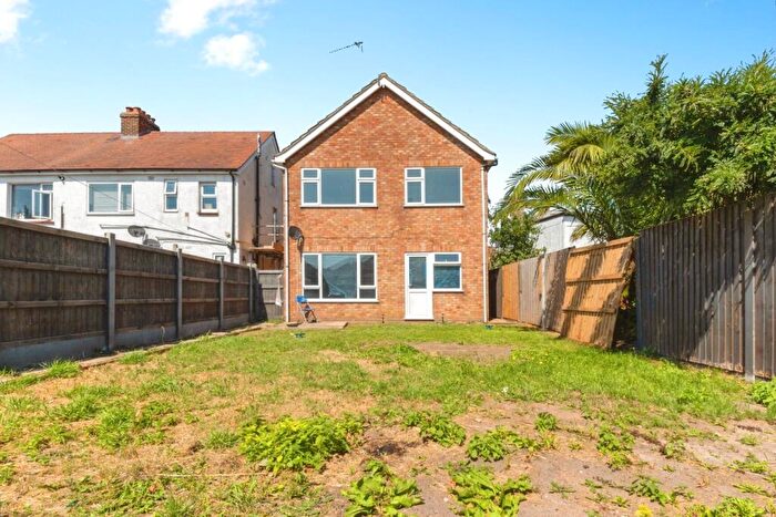 3 Bedroom Detached House For Sale In Coppins Road, Clacton-on-Sea, Essex, CO15