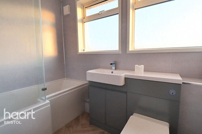 3 Bedroom Terraced House For Sale In Crossley Close, Bristol, BS36