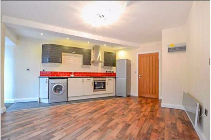 1 Bedroom Flat To Rent In Bristol Road South, Northfield, Birmingham, B31