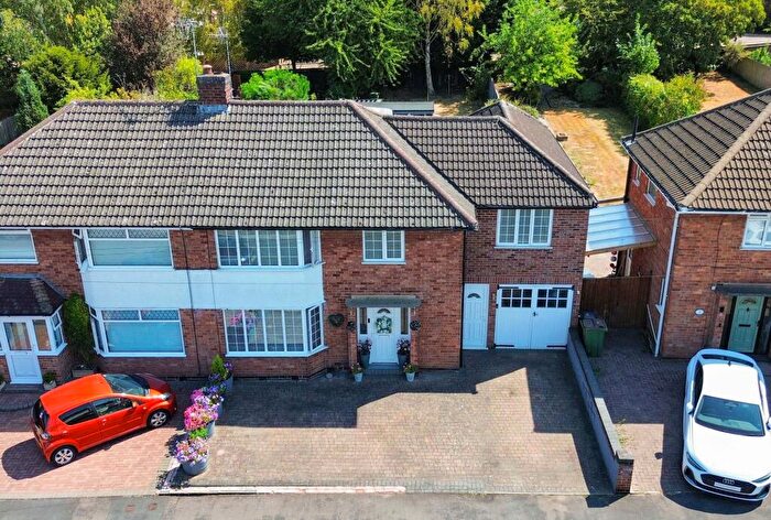 4 Bedroom Semi-Detached House For Sale In Avondale Road, Wigston, Leicester, LE18