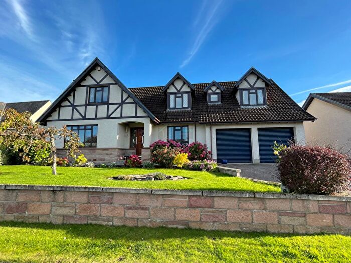 5 Bedroom Detached House For Sale In Findhorn Road, Forres, Morayshire, IV36