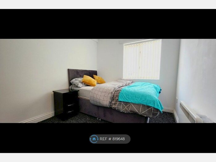 2 Bedroom Flat To Rent In Warwick Street, Leamington Spa, CV32