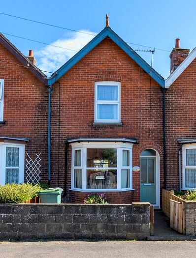 2 Bedroom Terraced House To Rent In Colwell Lane, Freshwater, PO40