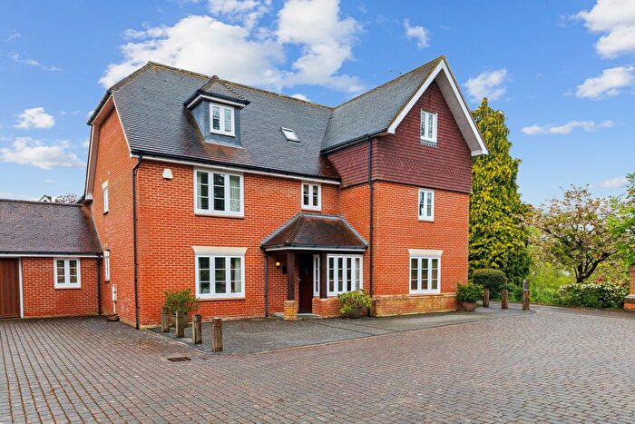 6 Bedroom Detached House For Sale In Buckhurst Lane, Wadhurst, TN5