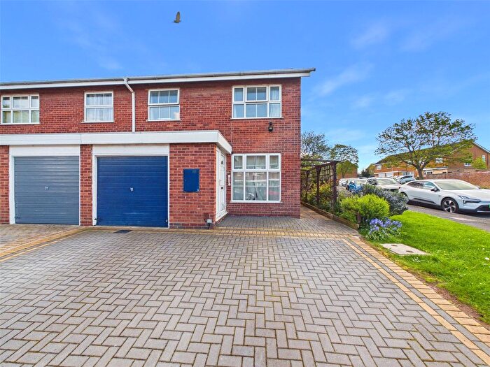 3 Bedroom Semi Detached House For Sale In Kempton Grove, Cheltenham, Gloucestershire, GL51