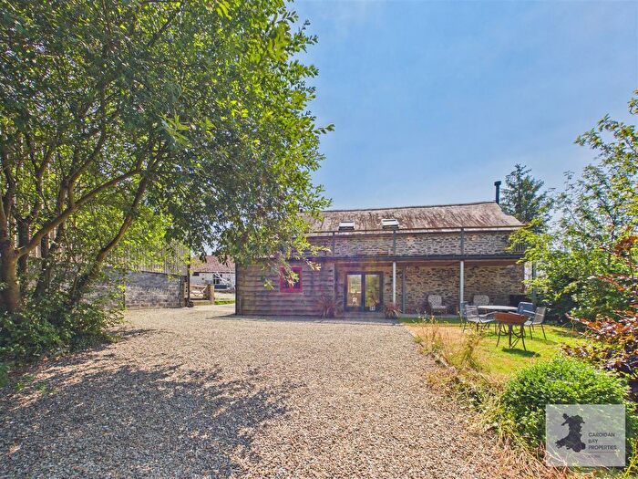 2 Bedroom Farm For Sale In Newcastle Emlyn, SA38