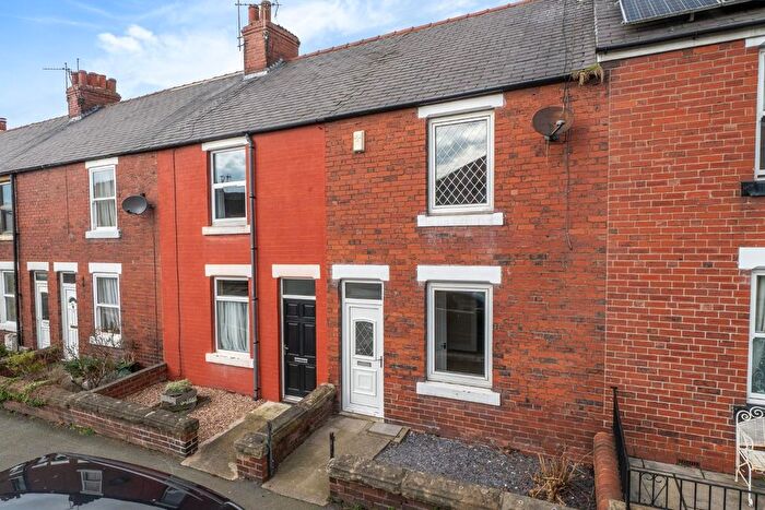 2 Bedroom Terraced House For Sale In York Road, Tadcaster, LS24