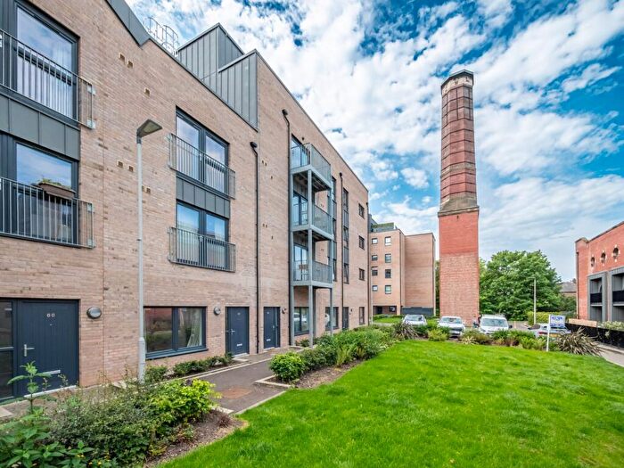 1 Bedroom Flat For Sale In Shrubhill Walk, Edinburgh, EH7