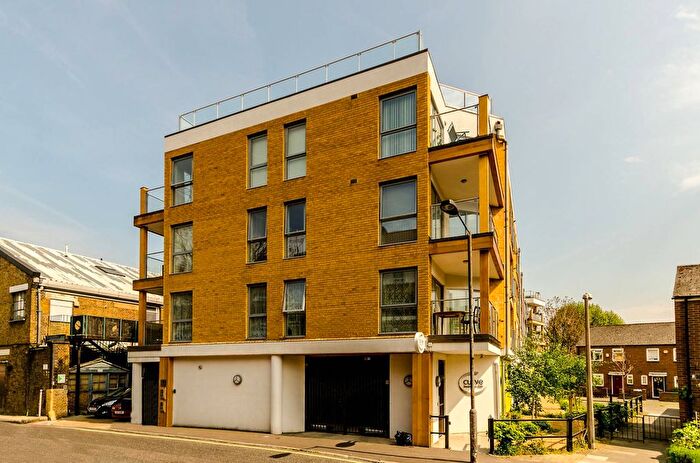 2 Bedroom Flat For Sale In Wilds Rents, London Bridge, London, SE1