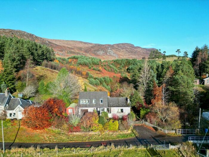 4 Bedroom Detached House For Sale In Laggan, Newtonmore, PH20