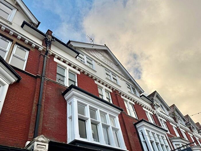 2 Bedroom Apartment To Rent In Poole Road, Westbourne, Bournemouth, BH4