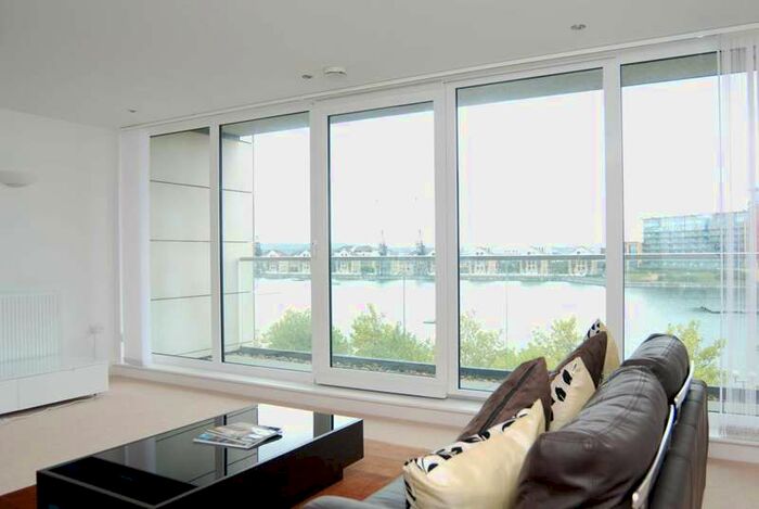 2 Bedroom Flat To Rent In Alaska Apartments, Royal Docks, E16