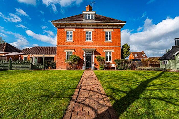 5 Bedroom Detached House For Sale In Westborough Lane, Long Bennington, Newark, Nottinghamshire, NG23