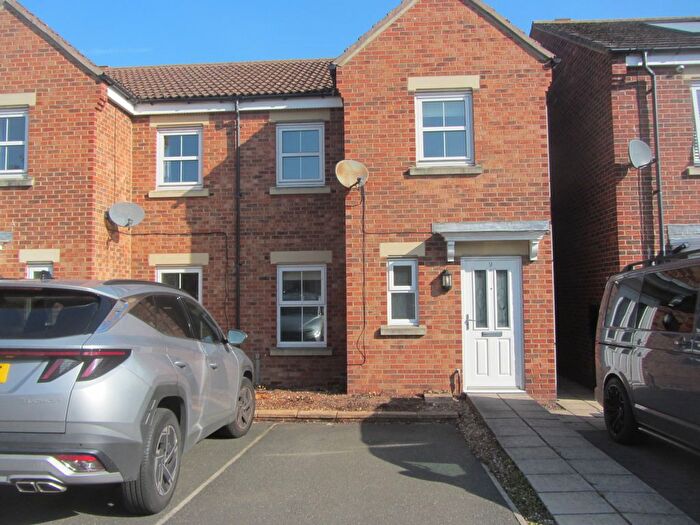 3 Bedroom Semi Detached House To Rent In Kings Avenue, Langley Park, DH7
