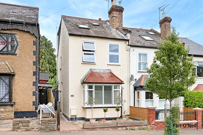 3 Bedroom End Of Terrace House For Sale In Princes Road, Buckhurst Hill, IG9
