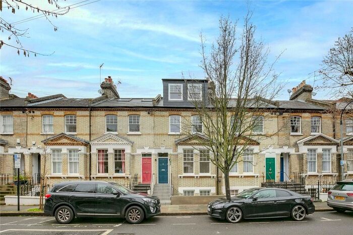 4 Bedroom Maisonette To Rent In Turneville Road, West Kensington, W14