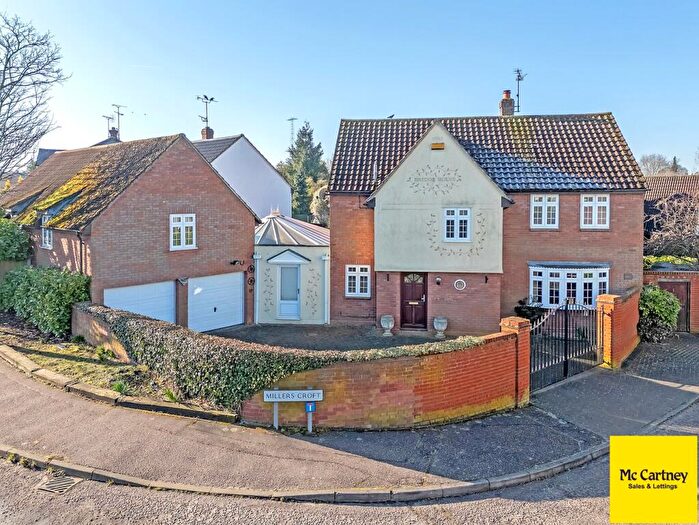 5 Bedroom Detached House For Sale In Millers Croft, Great Baddow, Chelmsford, CM2