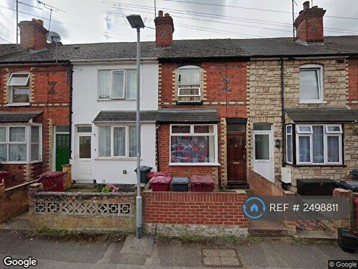 3 Bedroom Terraced House To Rent In Mason Street, Reading, RG1