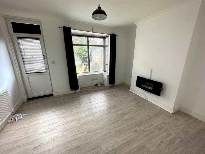 2 Bedroom Terraced House To Rent In Florence Grove, Lorraine Street, HU8